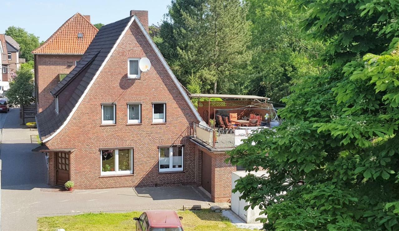 Am Kanal Neuhaus an der Oste Luaran gambar